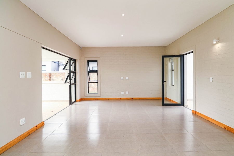 3 Bedroom Property for Sale in King George Park Western Cape